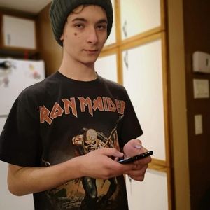 Meet your Posher, Felix